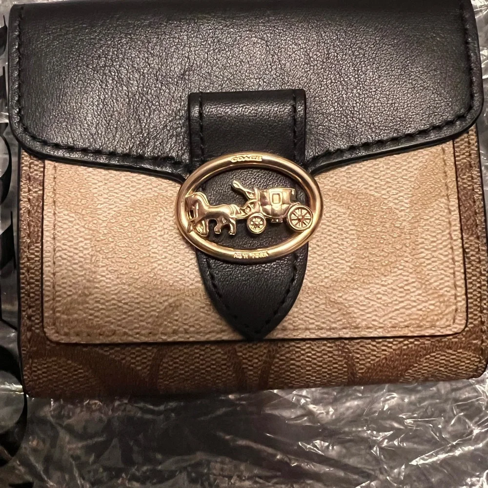 Authentic Coach Black & Brown Crossbody Bag with Matching Wallet - Picture 7 of 16